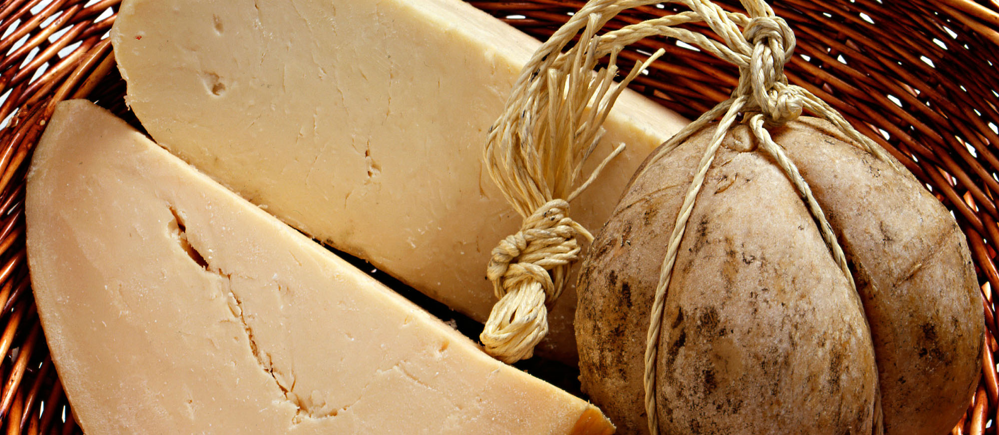 47 Best Natural Rind Cheeses in Italy - TasteAtlas