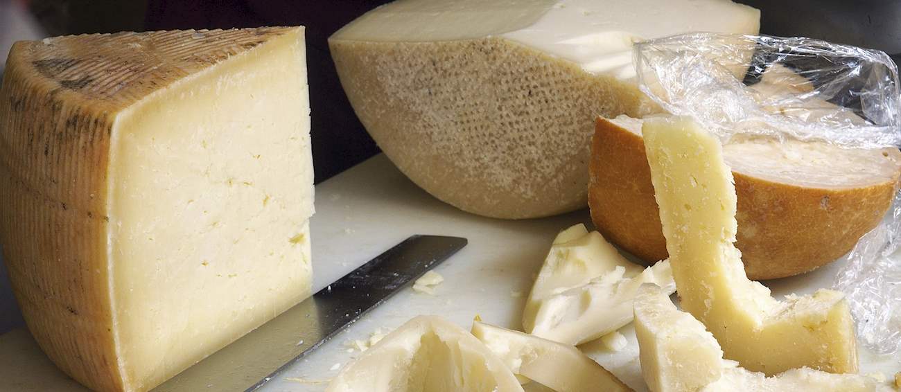 Pecorino di Filiano | Local Cheese From Province of Potenza, Italy | TasteAtlas