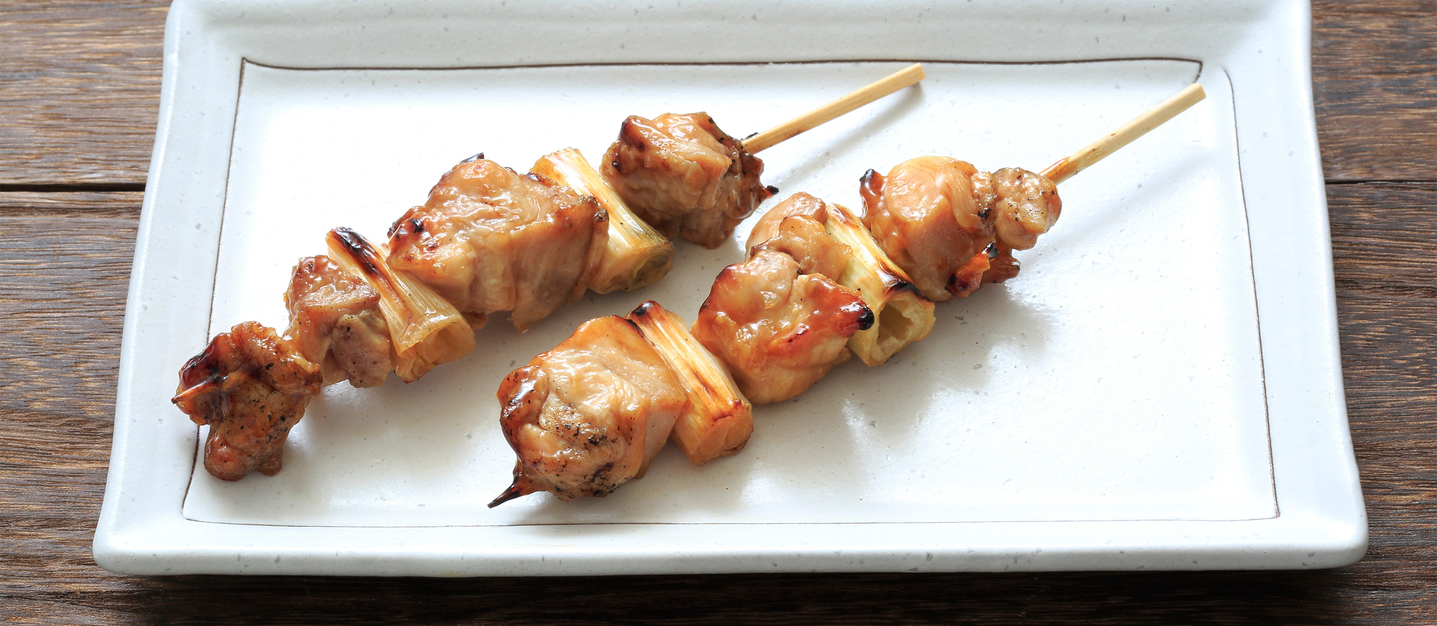 Tsukune de Queijo e Tomate (Almôndegas Yakitori)